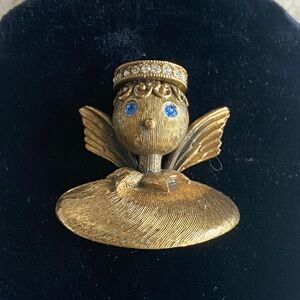Vintage Tortolani Angel On My Shoulder Brooch Gold Tone Cherub Rhinestone Pin